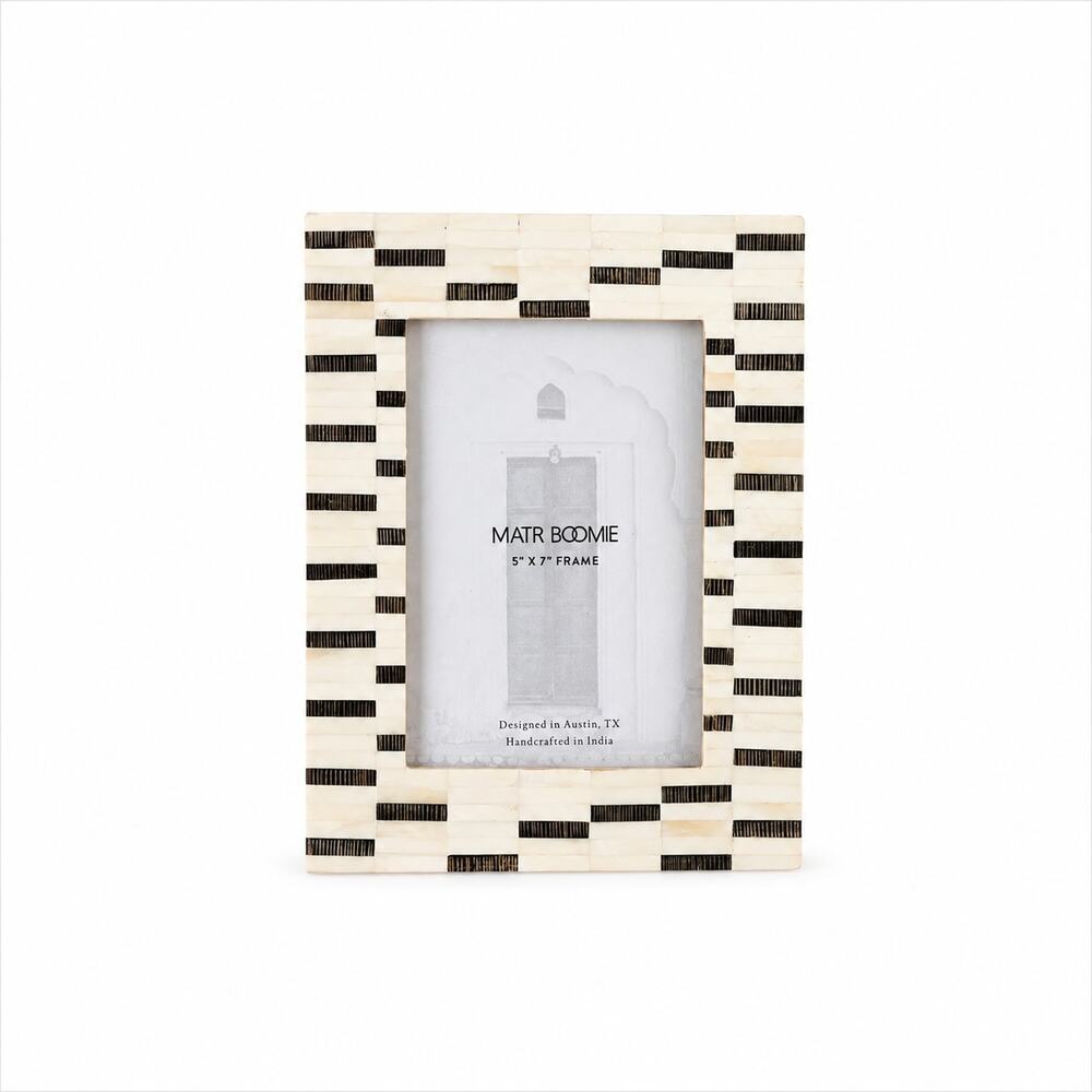Matr Boomie Mukhendu Dash Bone Frame Black White 5x7